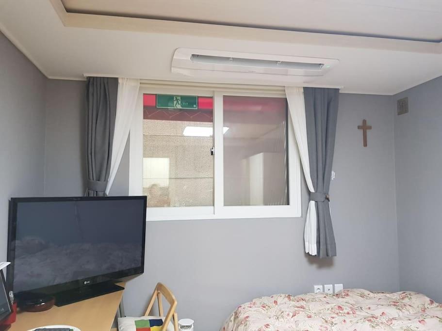 Gyeongbokgung Palace Seochon Christian Home - Foreigner Only Σεούλ Εξωτερικό φωτογραφία