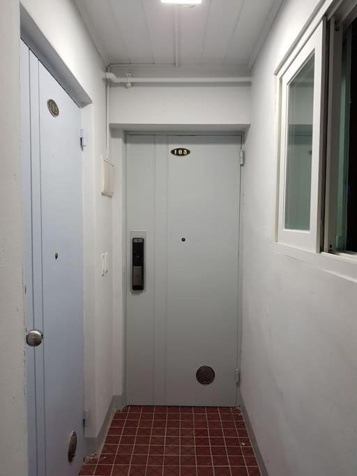 Gyeongbokgung Palace Seochon Christian Home - Foreigner Only Σεούλ Εξωτερικό φωτογραφία